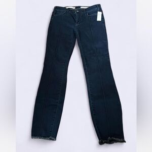 NWT Anthropologie pilcro jeans mid rise ankle skinny with frayed hem, size 28